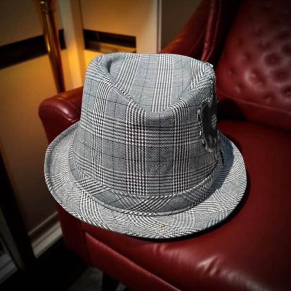 CHECKERED WOMENS HAT SIZE L - Picture 4 of 5
